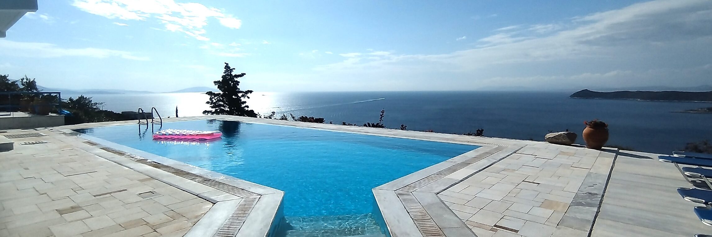 Πωλείται στα Δικαστικά, στον Μαραθώνα, μονοκατοικία 530 μ²